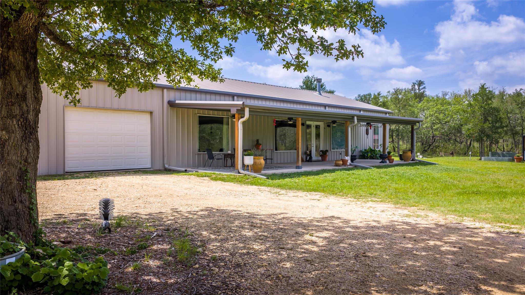 4082 Old Colony Line RD