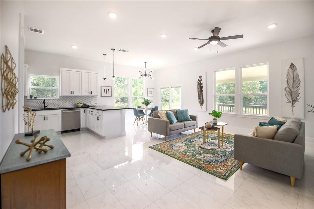 137 Lakeside DR — photo 4