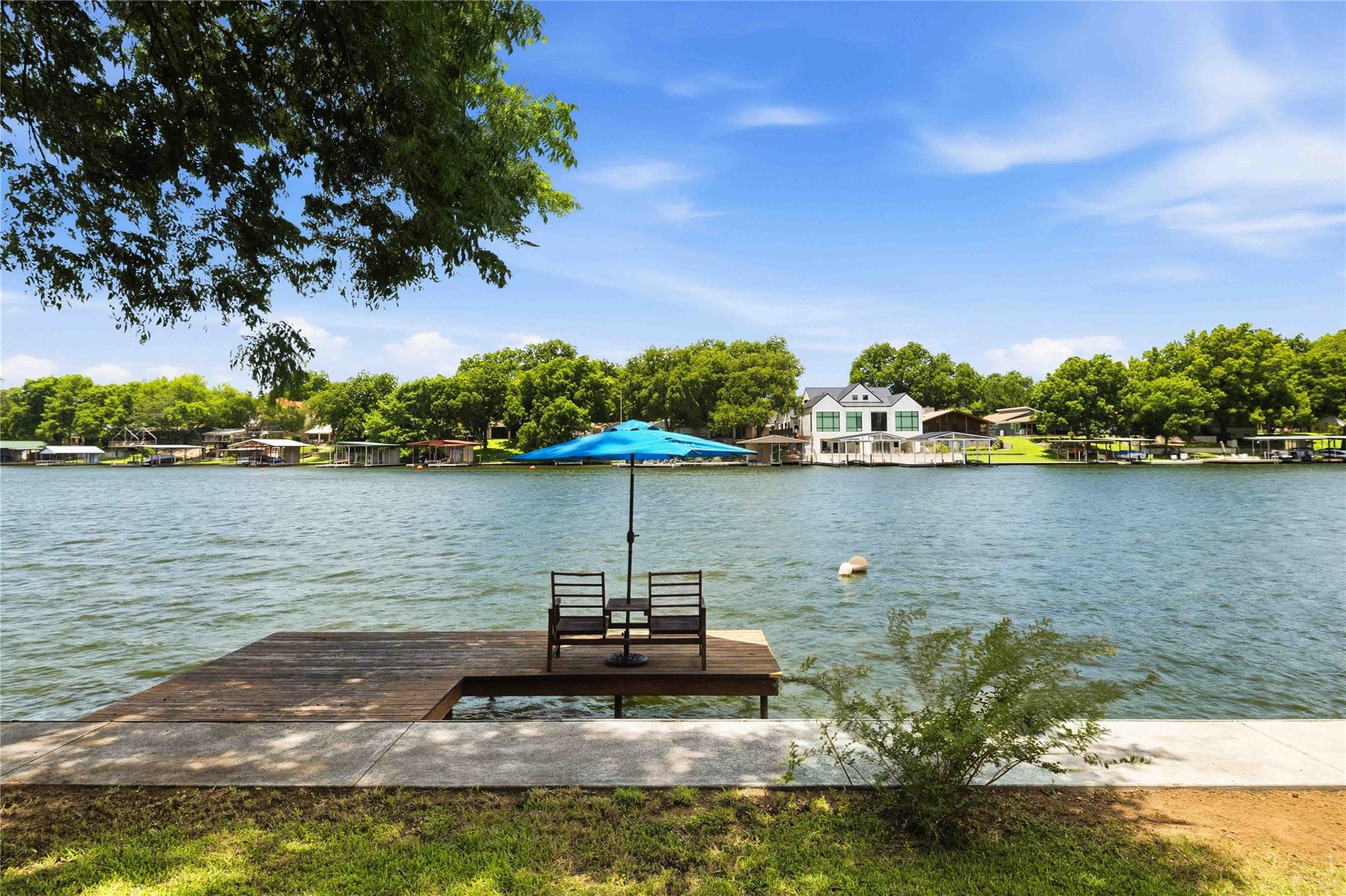 1308 Lakeside DR — photo 5