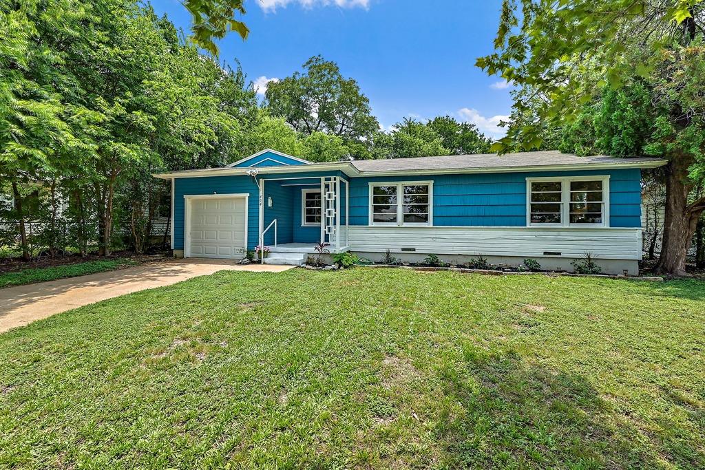 404 Goodnight DR — photo 4