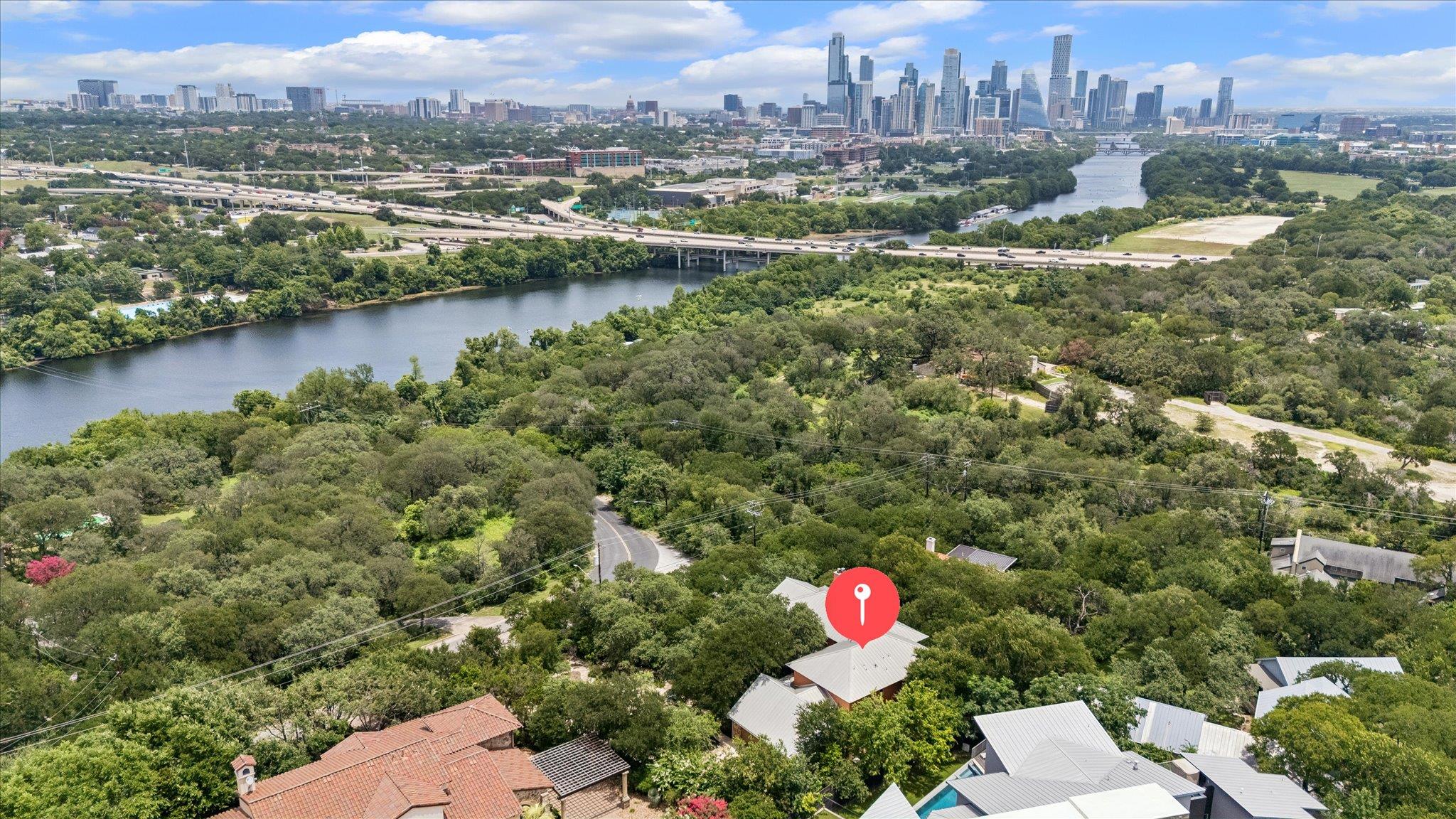 2501 Stratford DR — photo 3