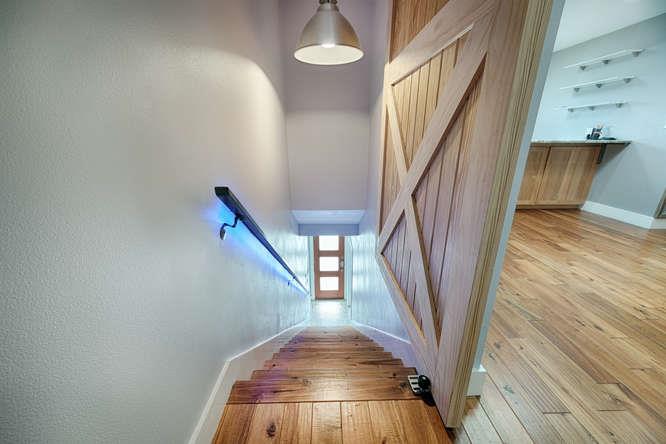 901 Mary ST #B — photo 3