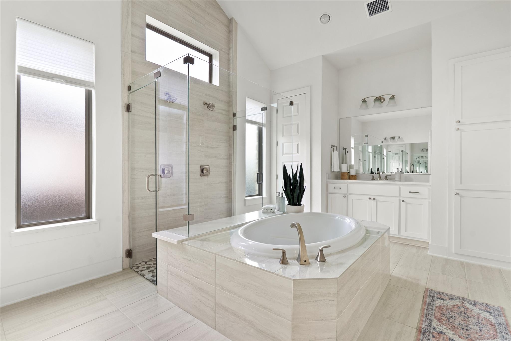 7108 Vicenza DR — photo 5