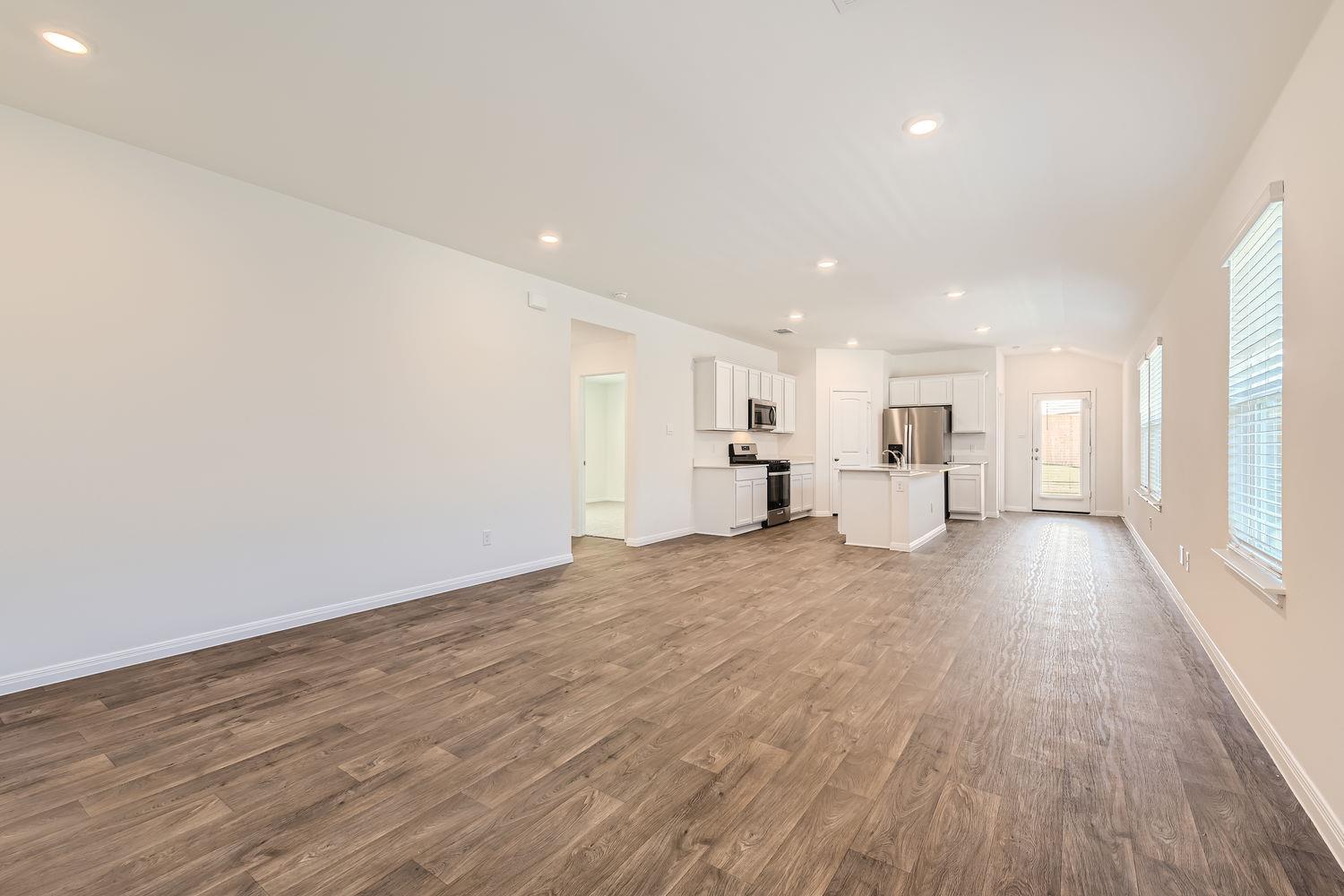 508 Gladiola LOOP — photo 3