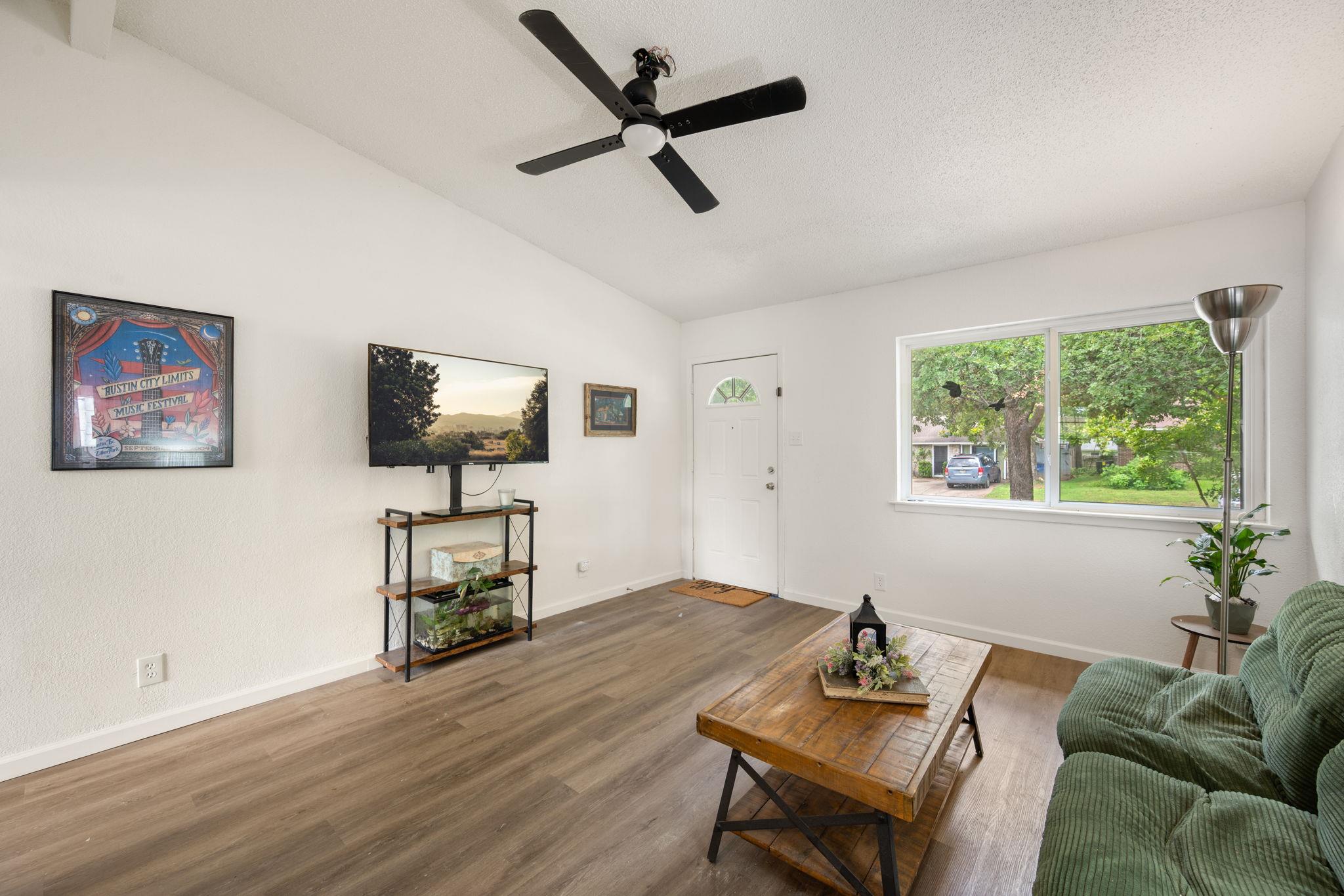 5800 Breezewood DR — photo 3