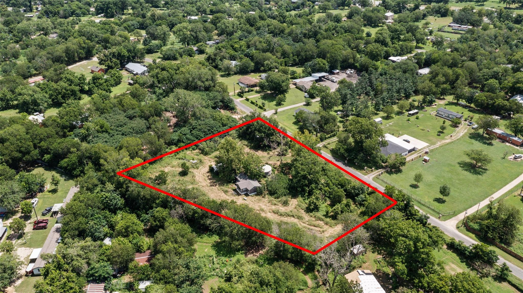 2400 Whirlaway DR — photo 3