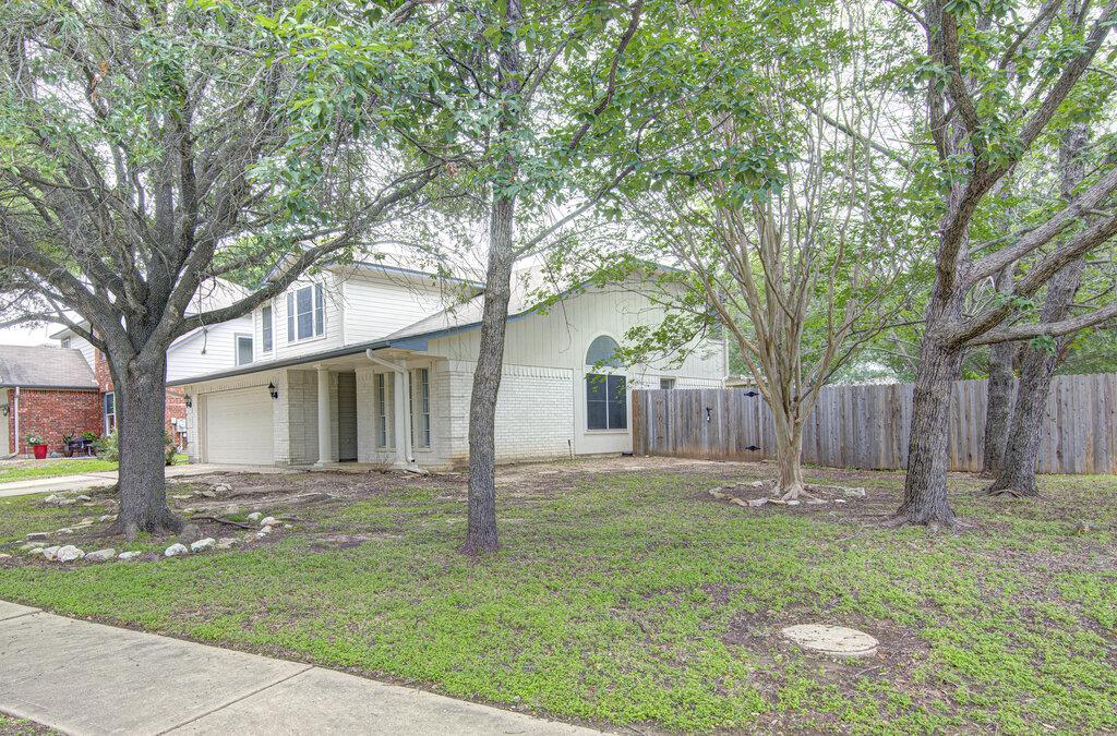 4300 Companeros WAY — photo 3