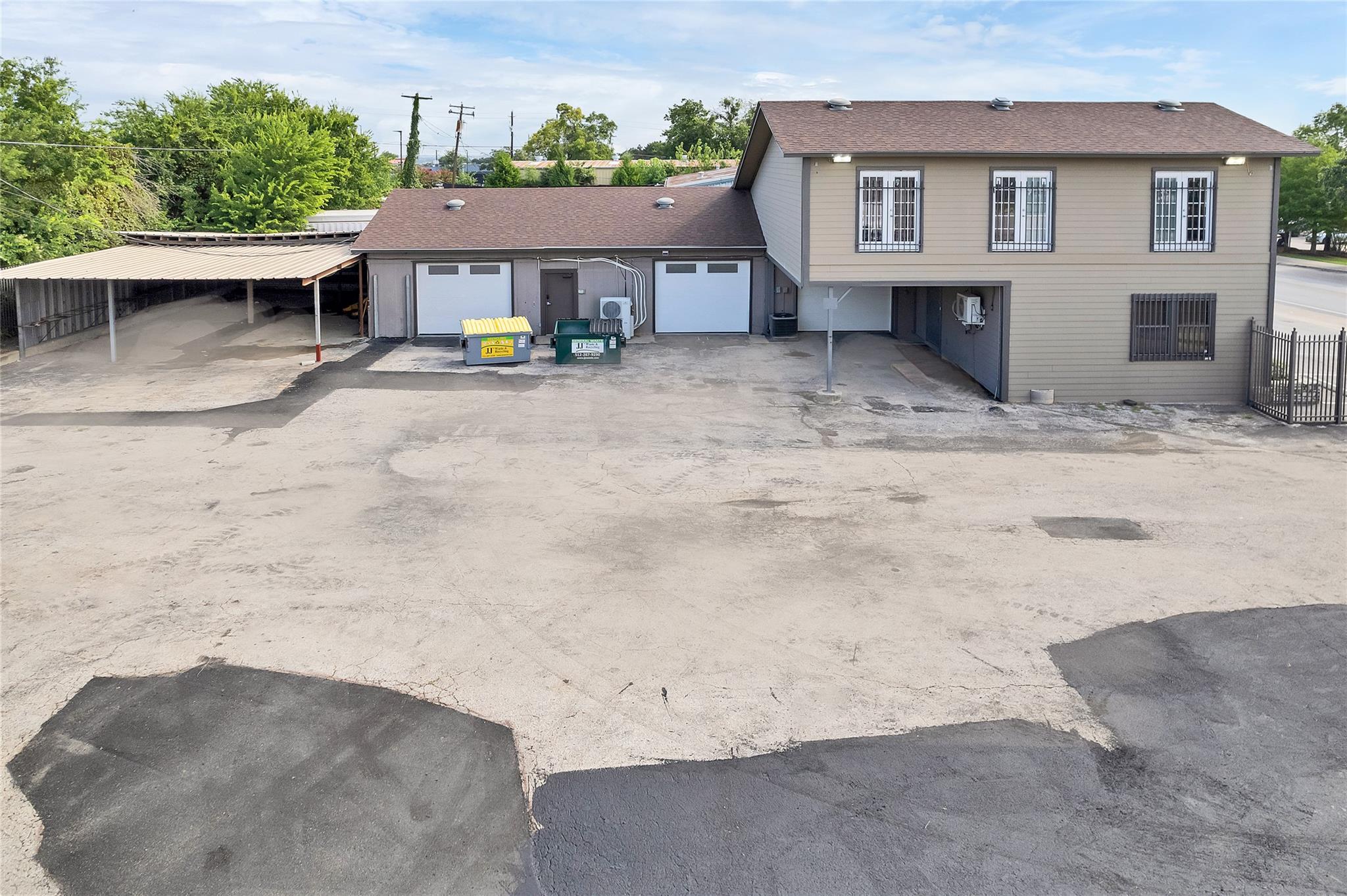 11204 Bluff Bend DR — photo 3