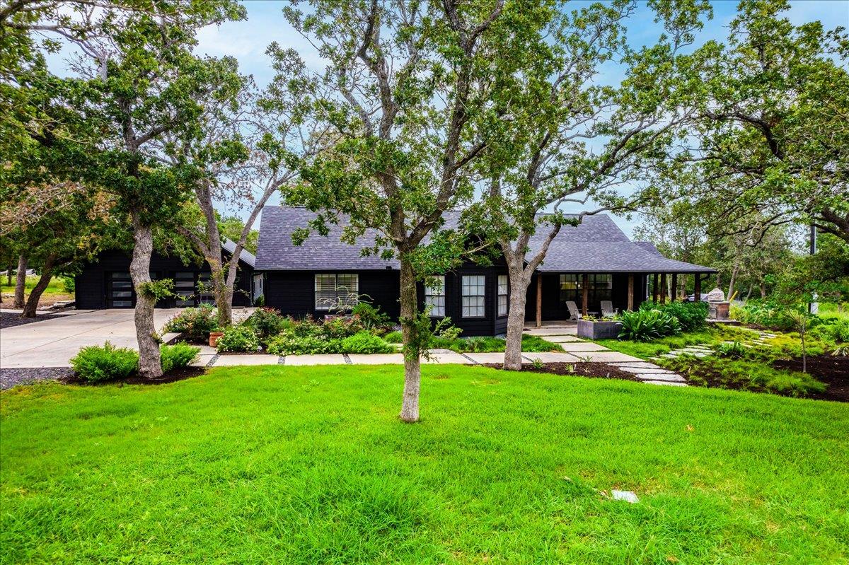 160 Shady Oaks DR
