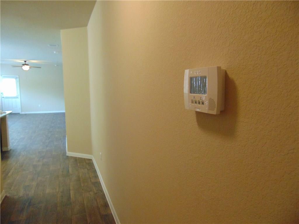305 Cibolo Creek DR — photo 3