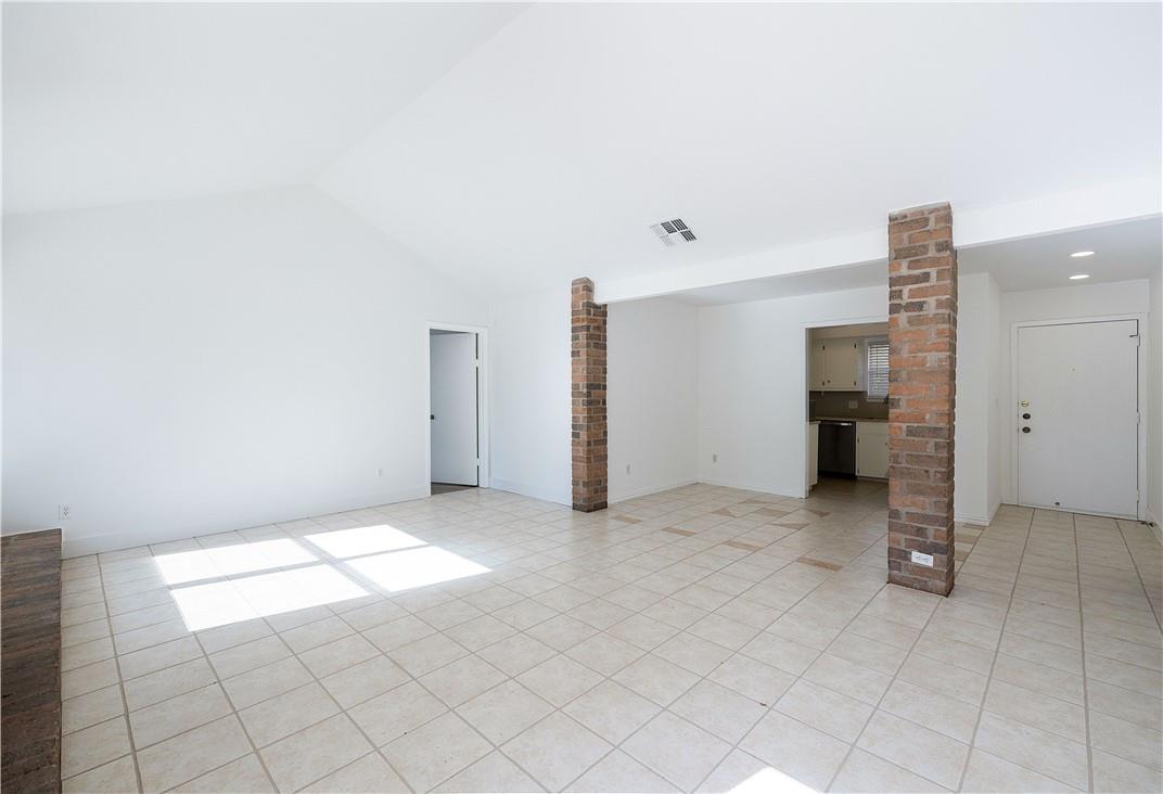 2201 Singletree Ave — photo 5