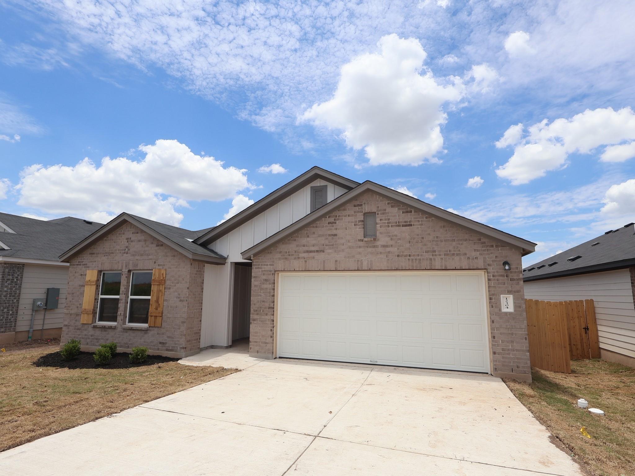 12304 Setting Peak LN — photo 3