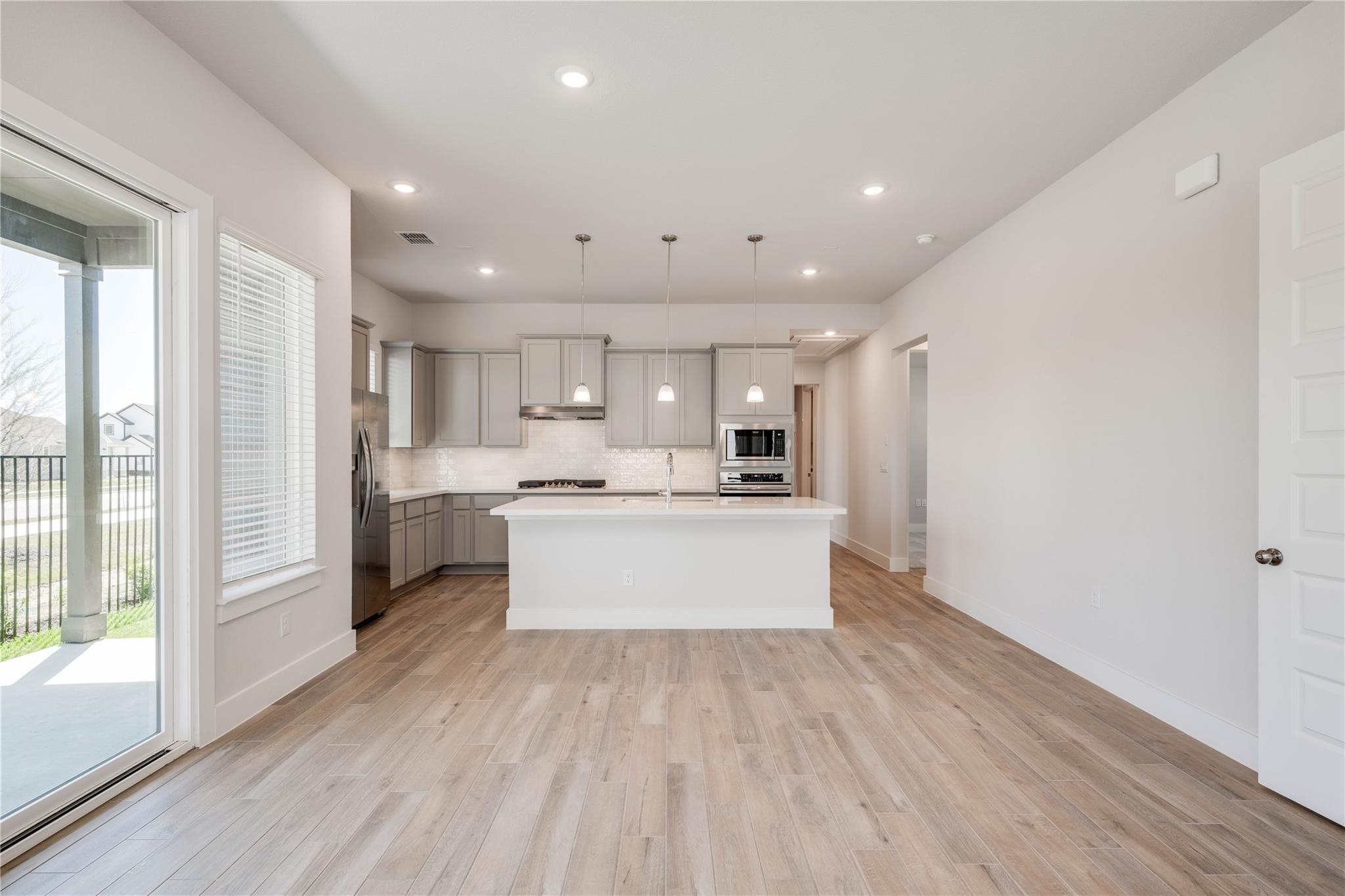 8812 Bestride BND — photo 5