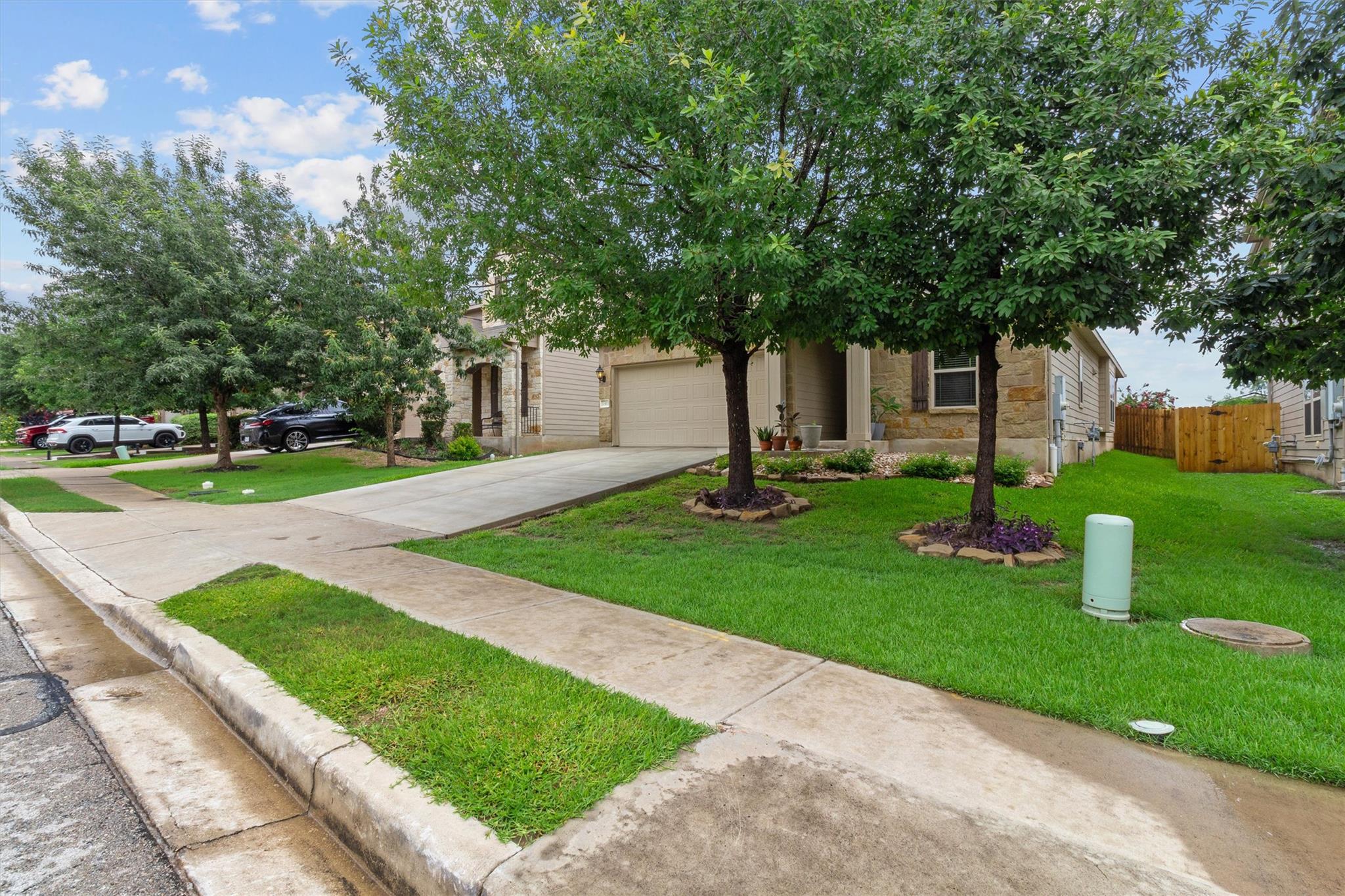 10413 Crescendo LN — photo 4