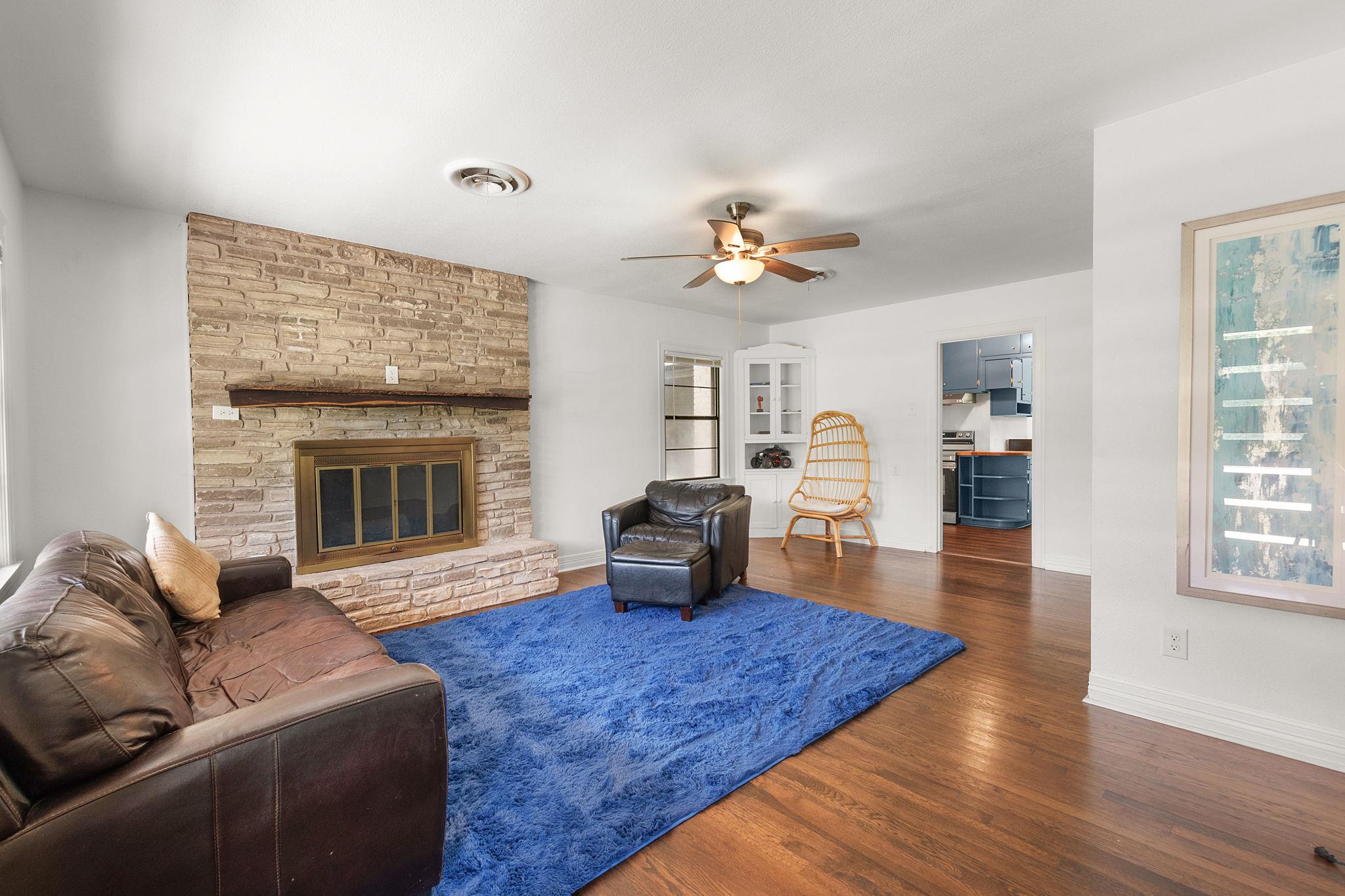 102 Elmo ST — photo 4
