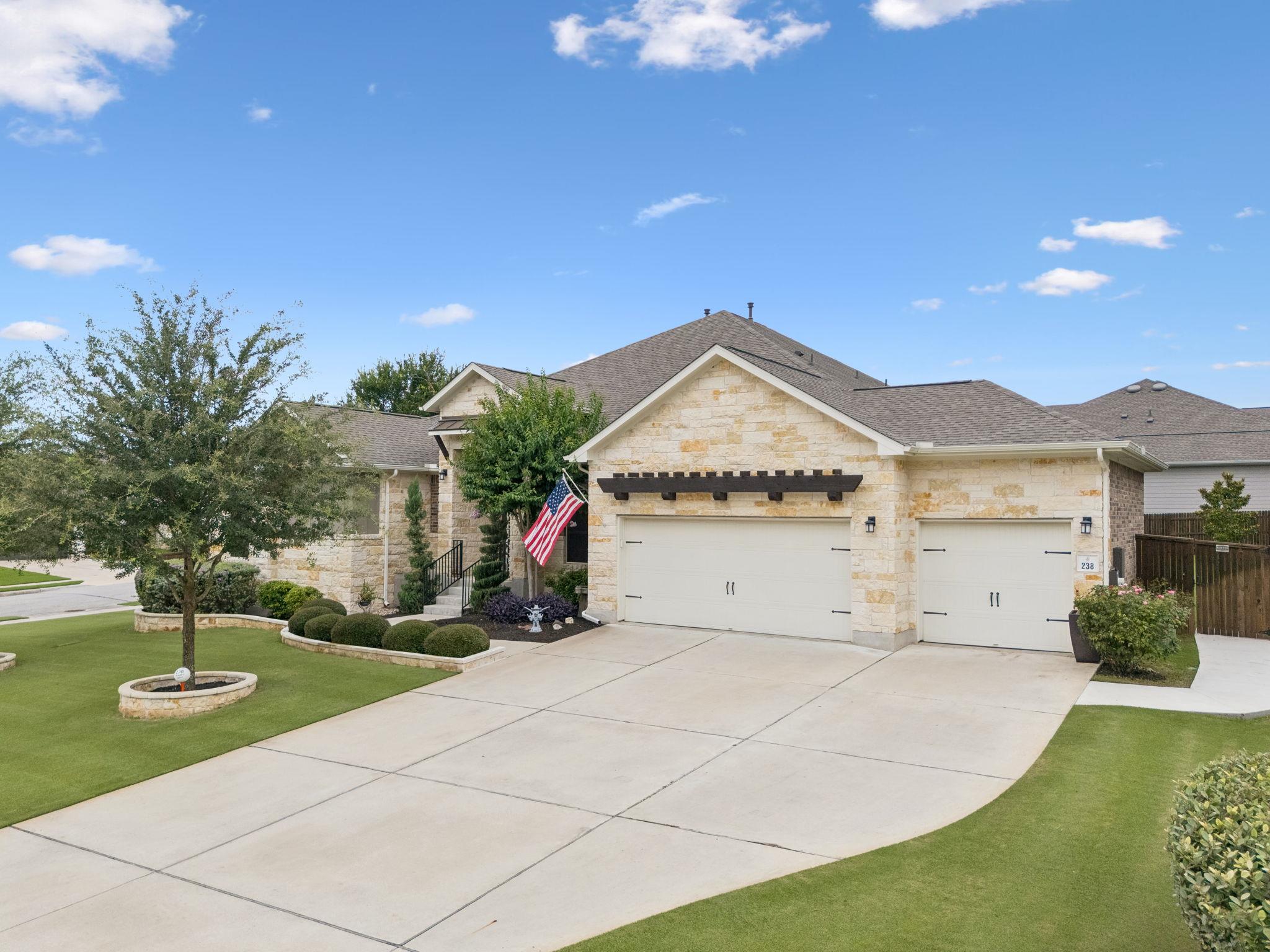 238 Arapaho DR — photo 3