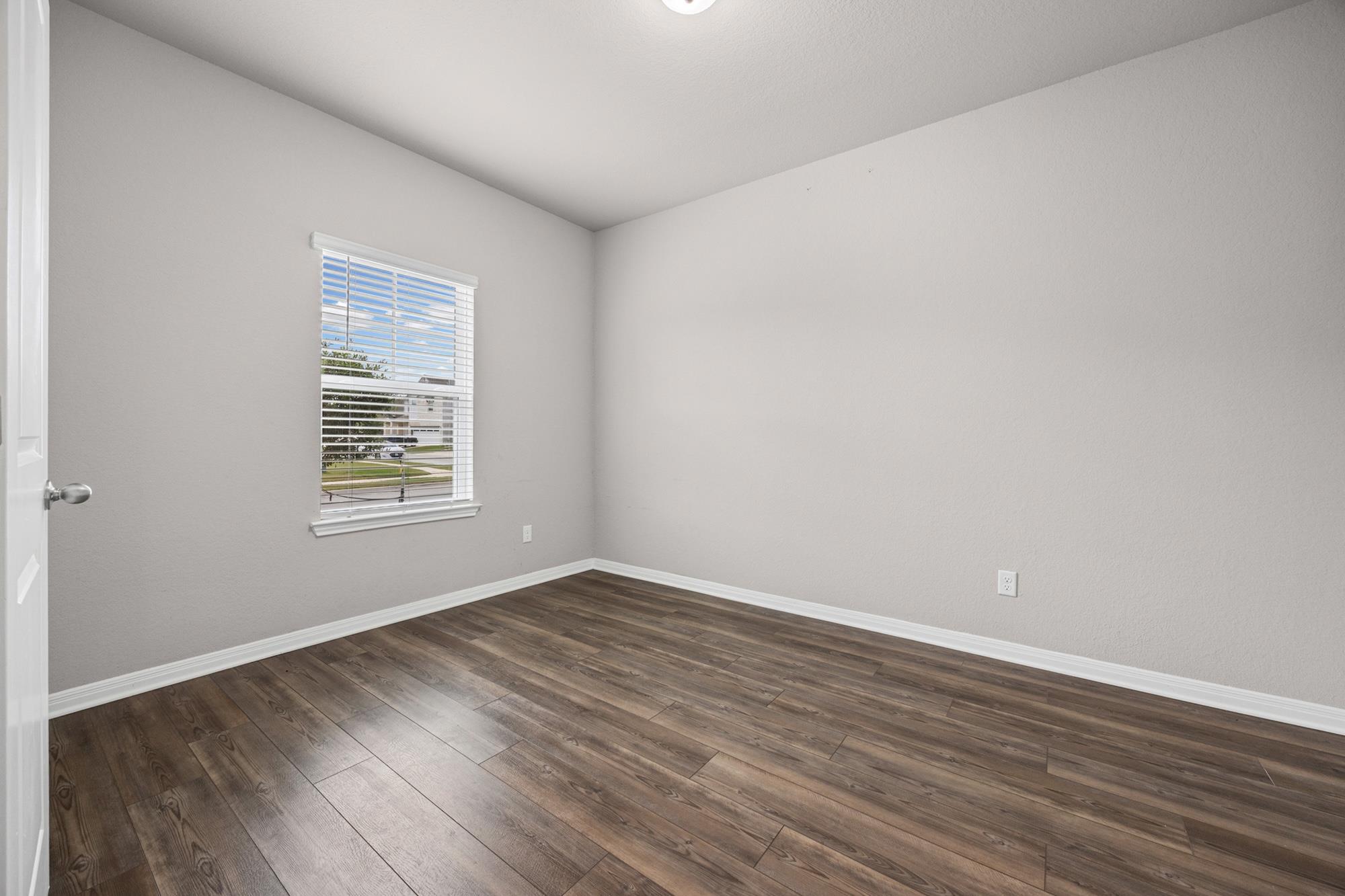 1649 Settlers Glen DR — photo 3