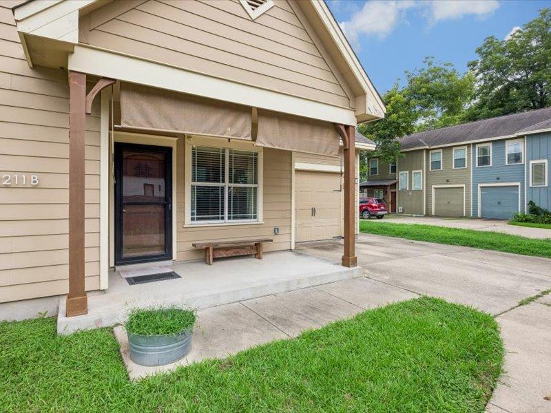 3211 Holton ST #3211B — photo 4