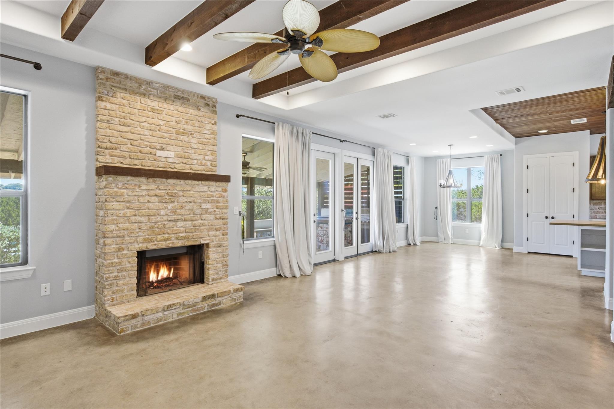 330 Gant RD — photo 4