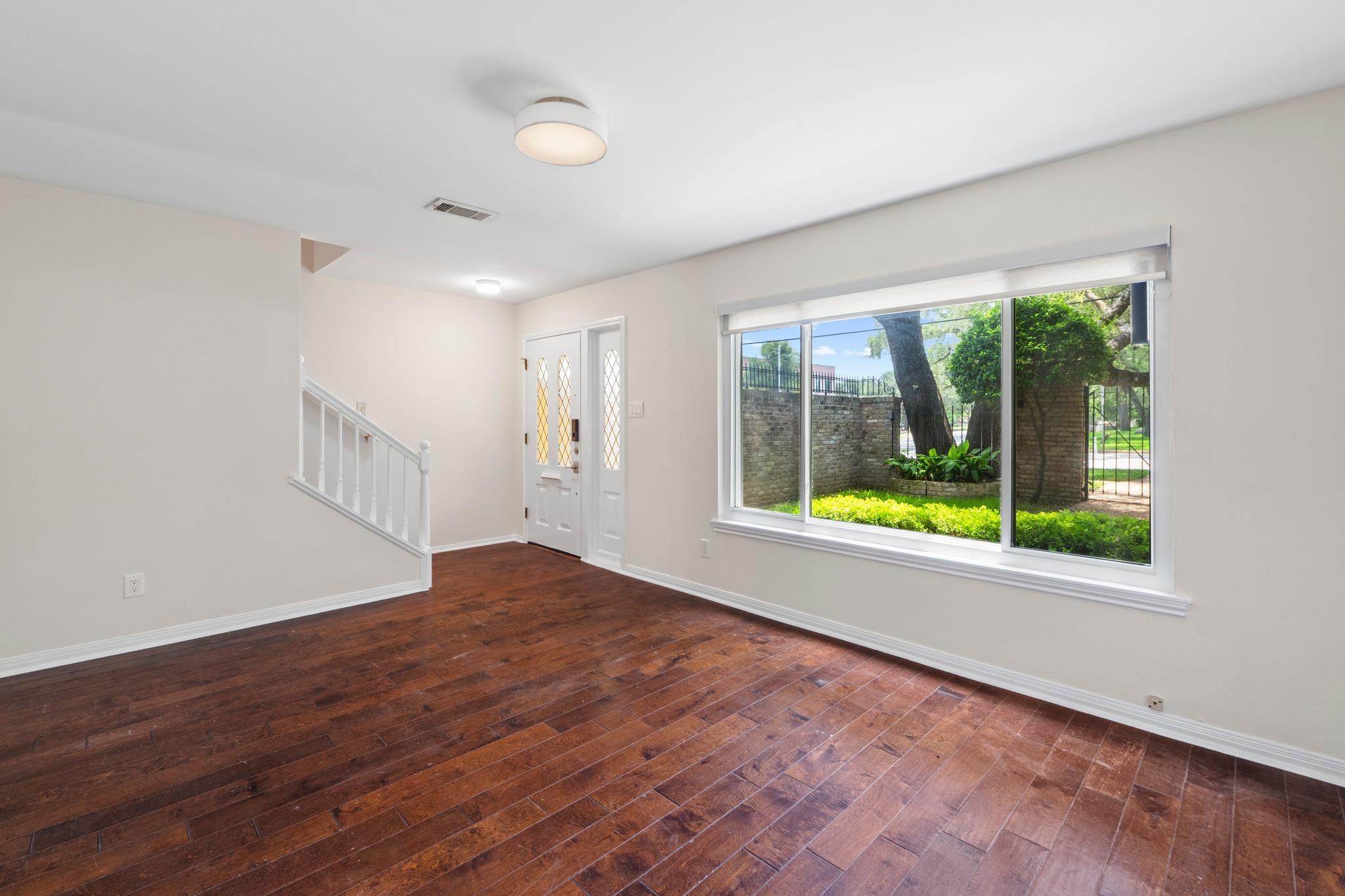 3966 Far West BLVD — photo 5