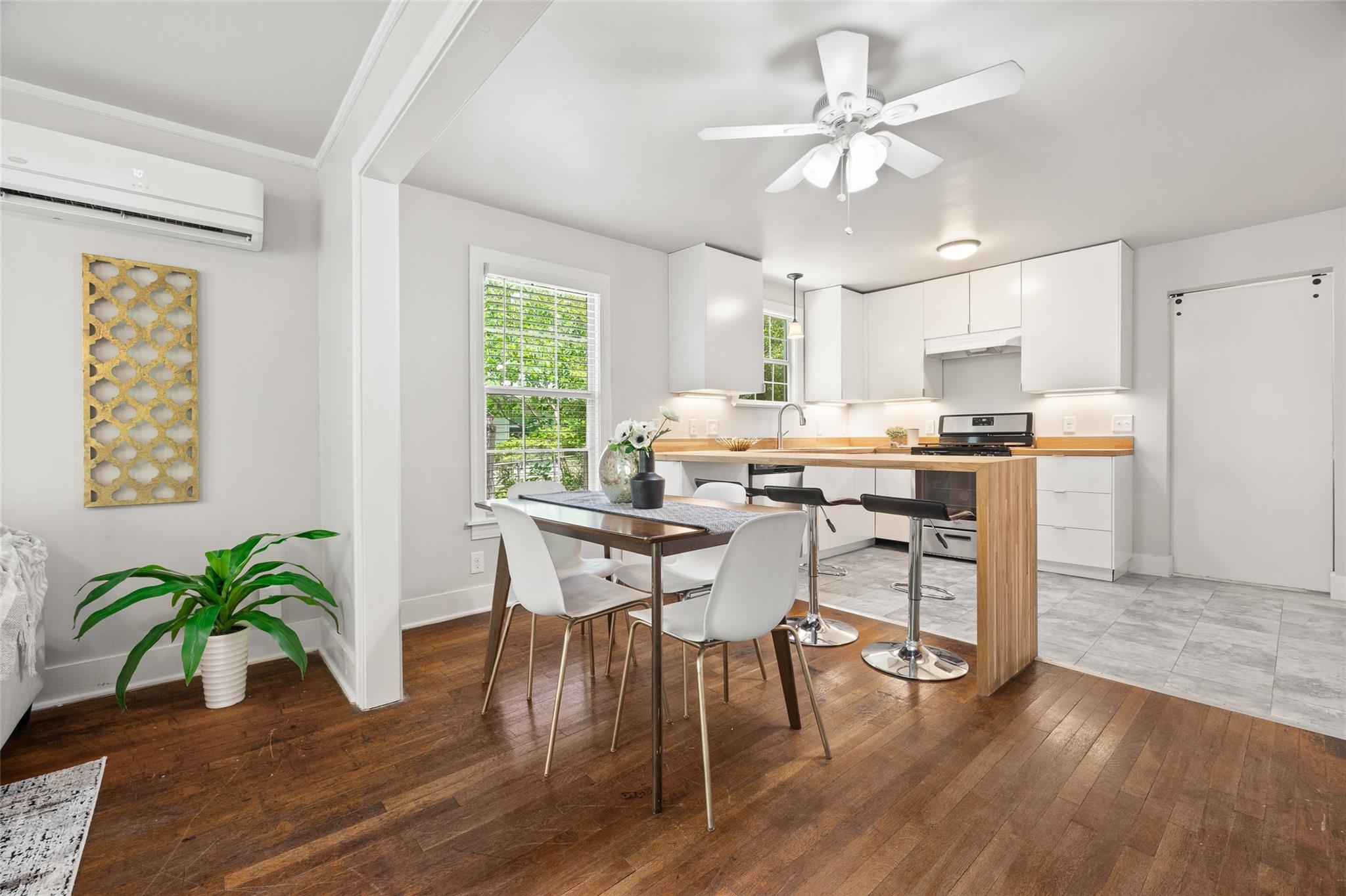 1403 Clifford Ave — photo 4