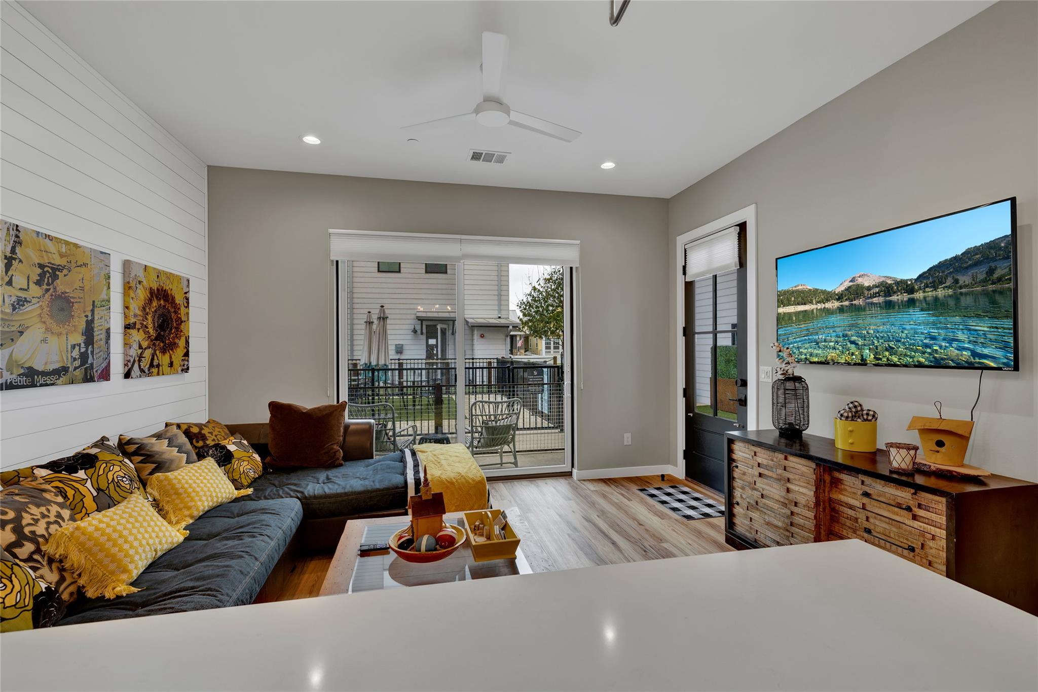 1208  Academy Academy Ave #3101 — photo 3
