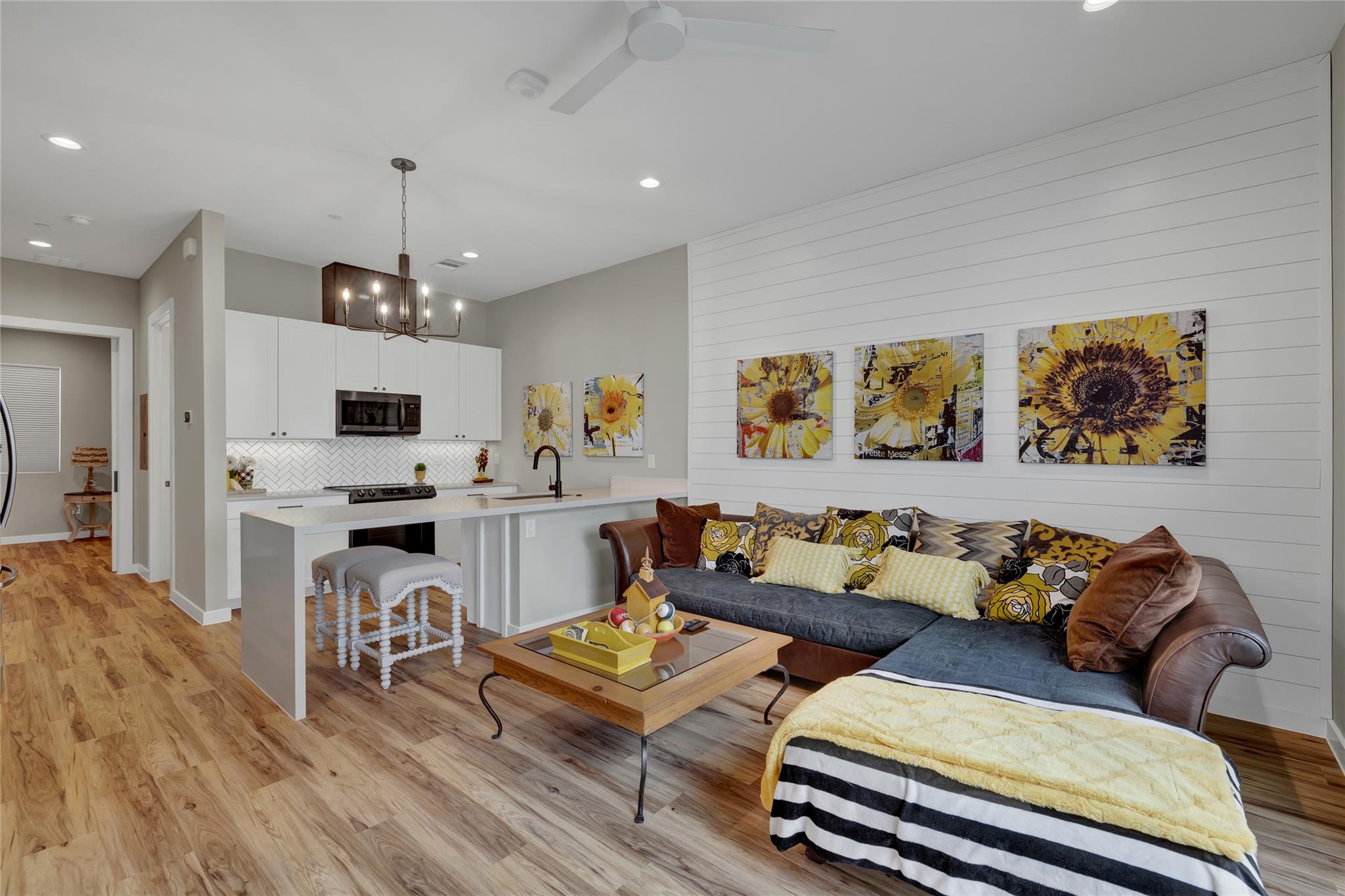 1208  Academy Academy Ave #3101 — photo 4