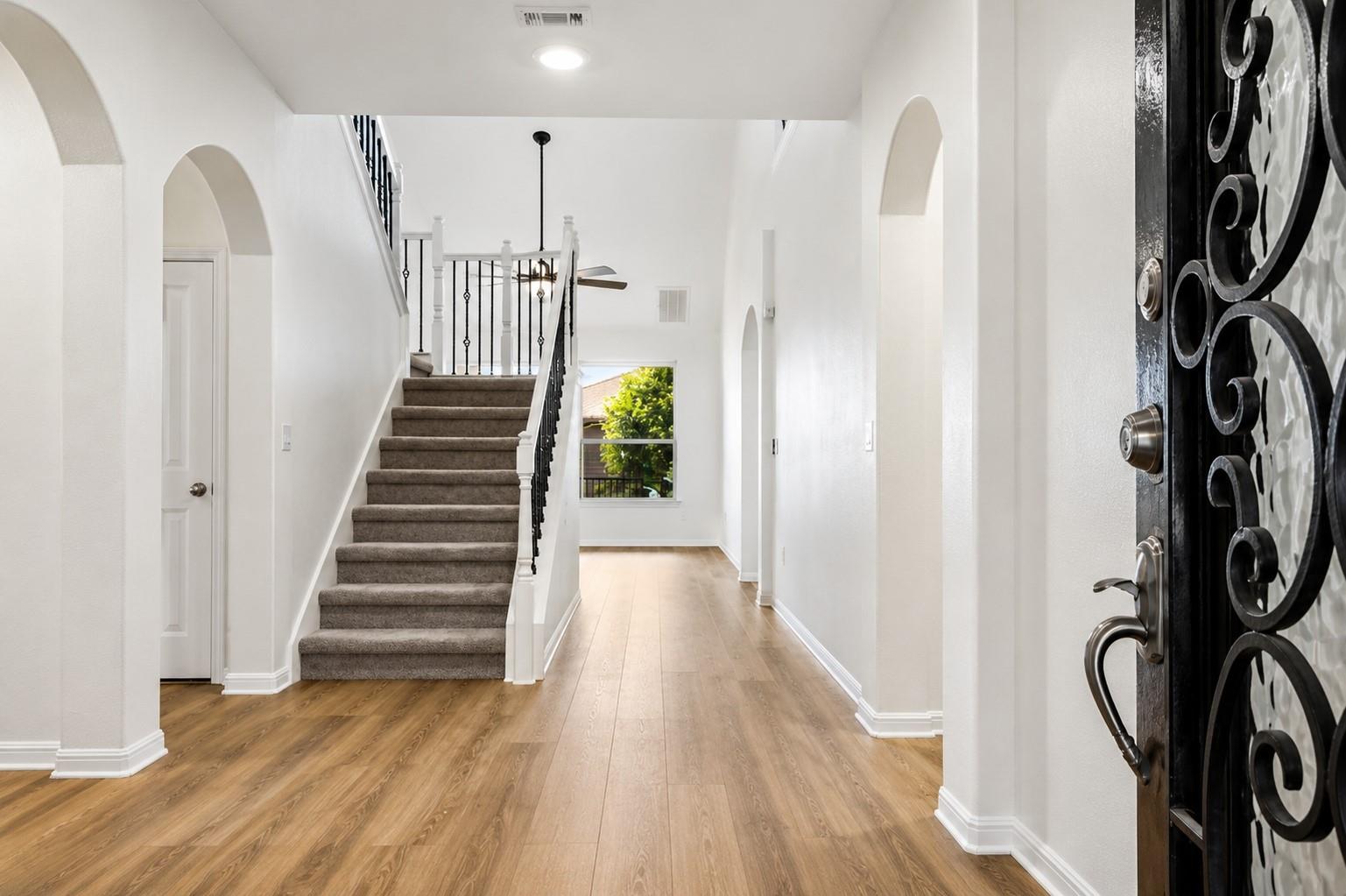 304 Santa Maria ST — photo 4