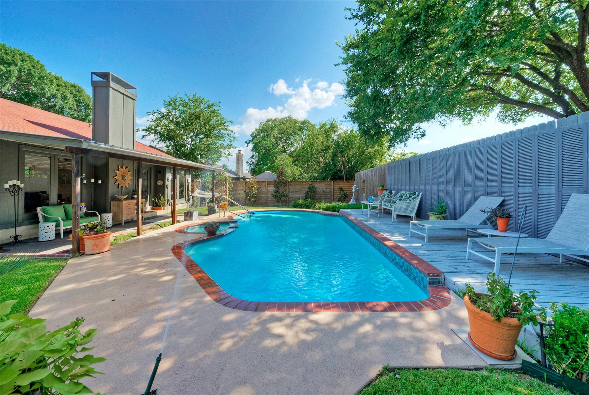 10606 Barnhill DR — photo 3