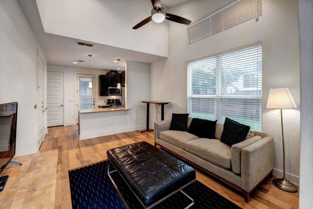 1300 Walnut Ave #B — photo 4
