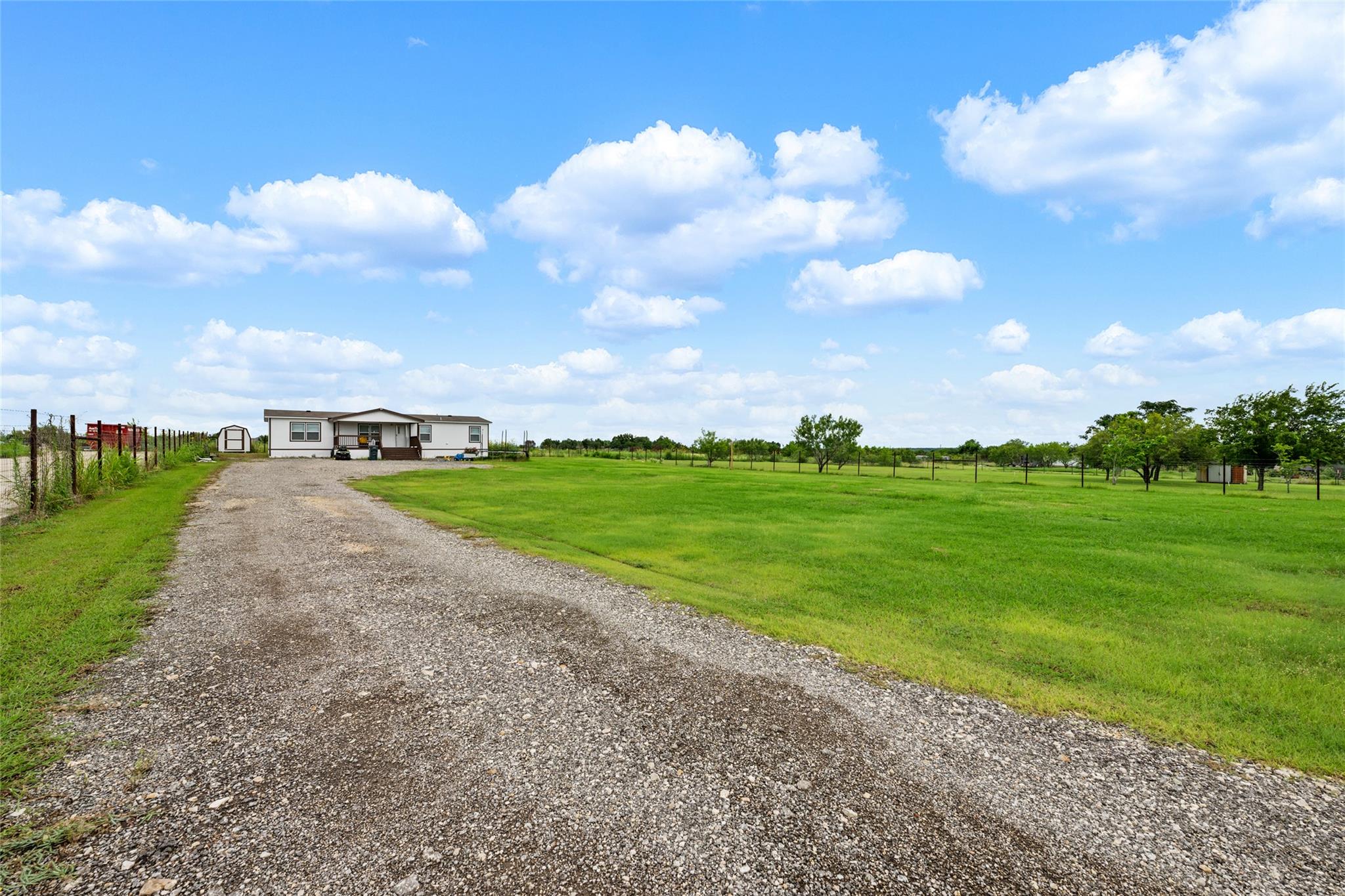 360 Shady Oaks DR #B — photo 4