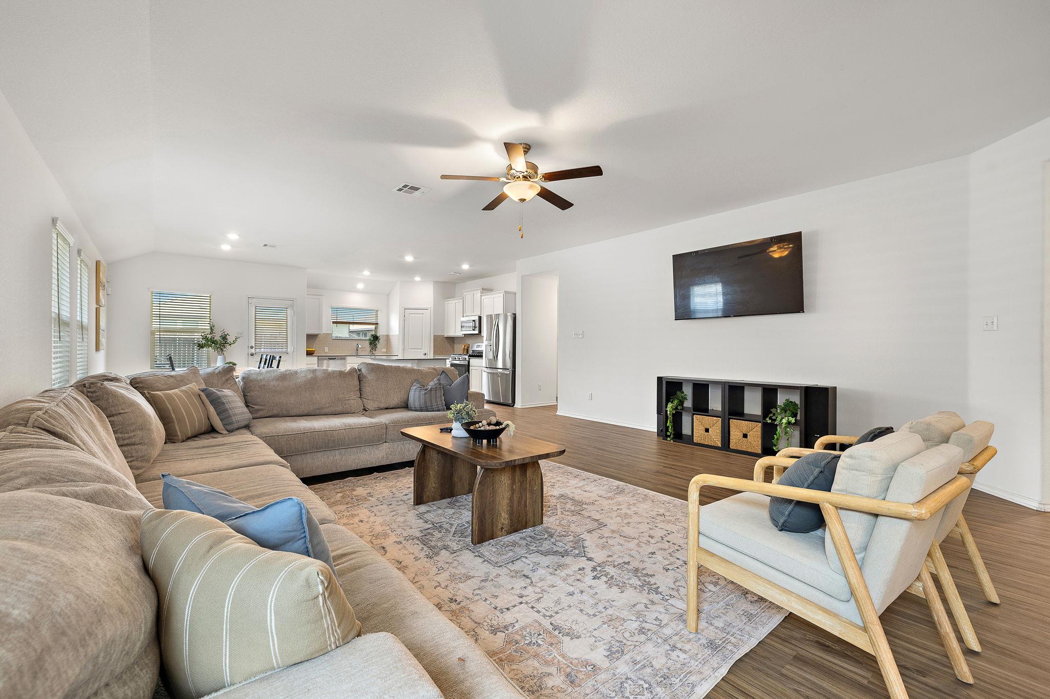 505 Golden Plains PKWY — photo 5