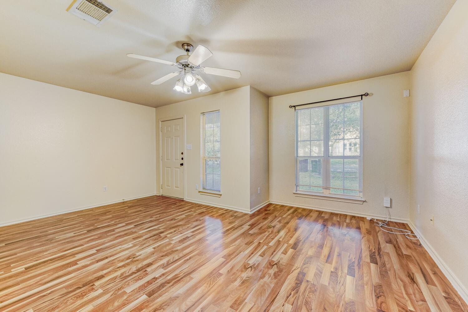 3309 Robinson Ave #B — photo 3