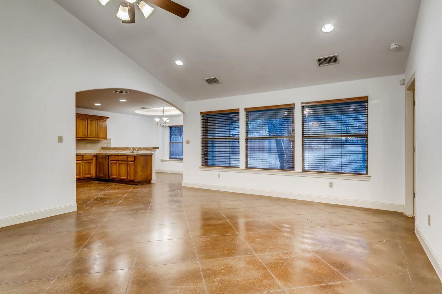 300 Venture BLVD — photo 3