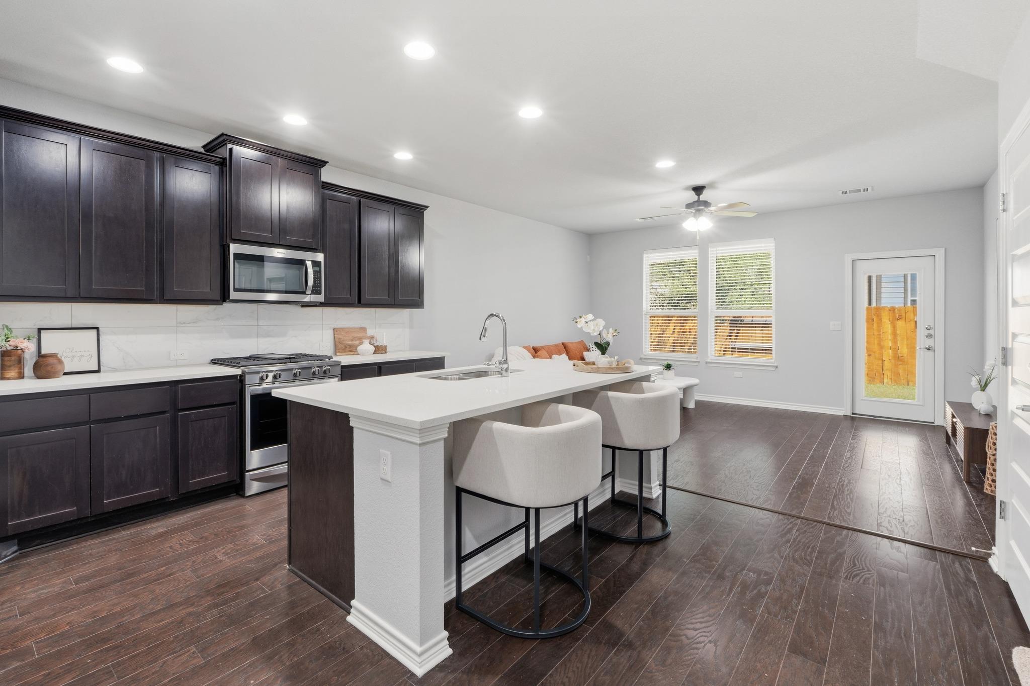 9010 Palmito DR — photo 5