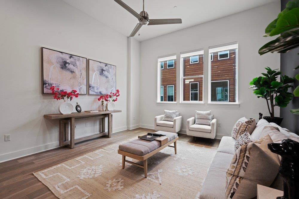 2505 Bluebonnet Ave #4 — photo 4