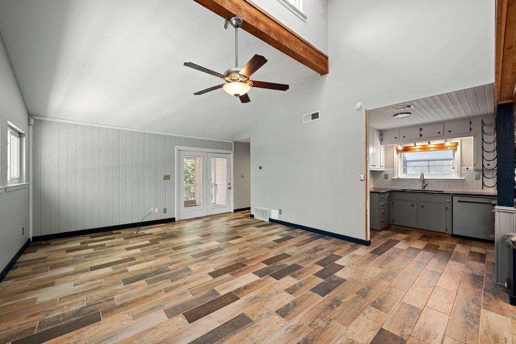 131 Belle DR — photo 5