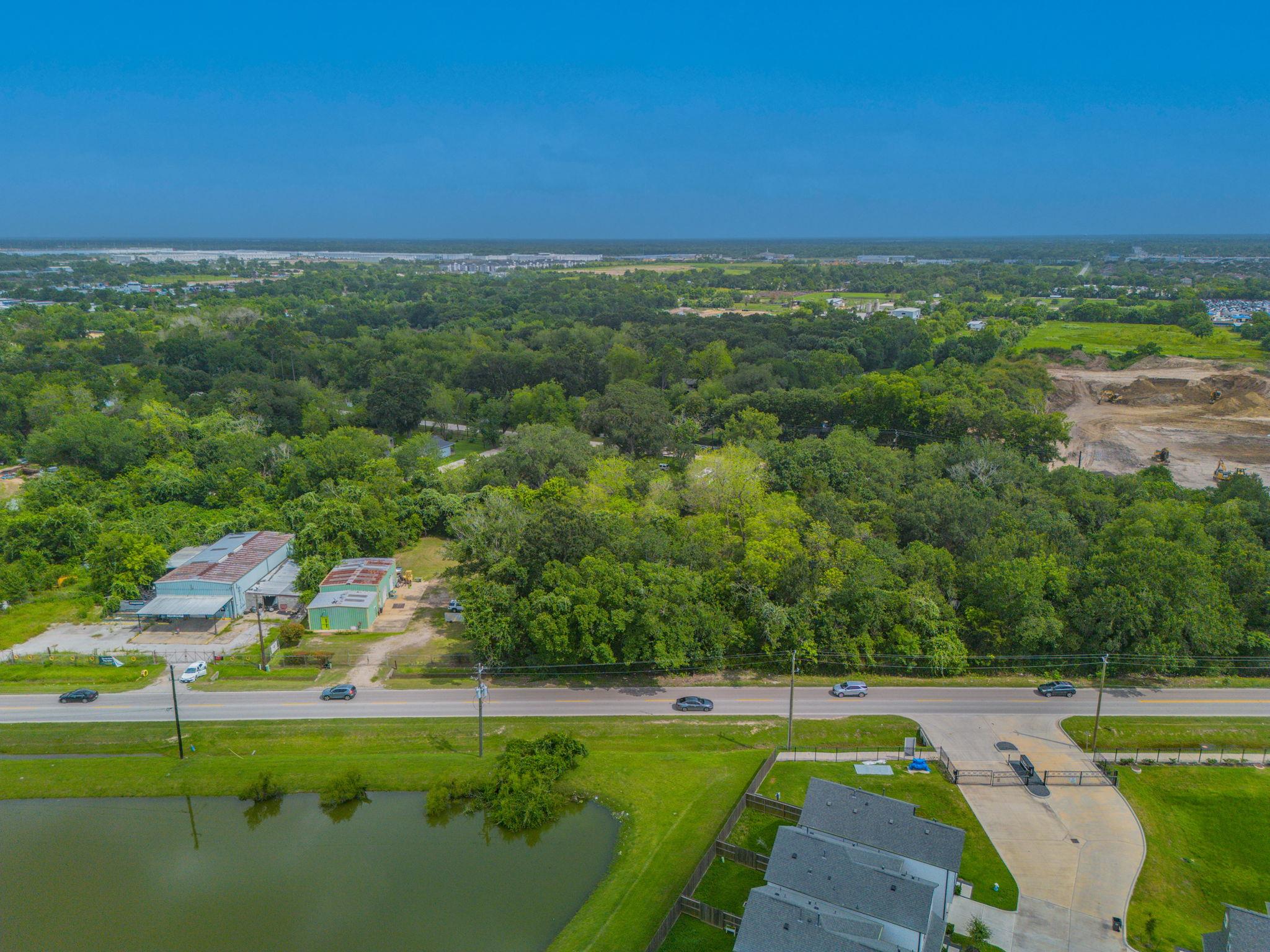4200 Almeda Genoa RD — photo 4