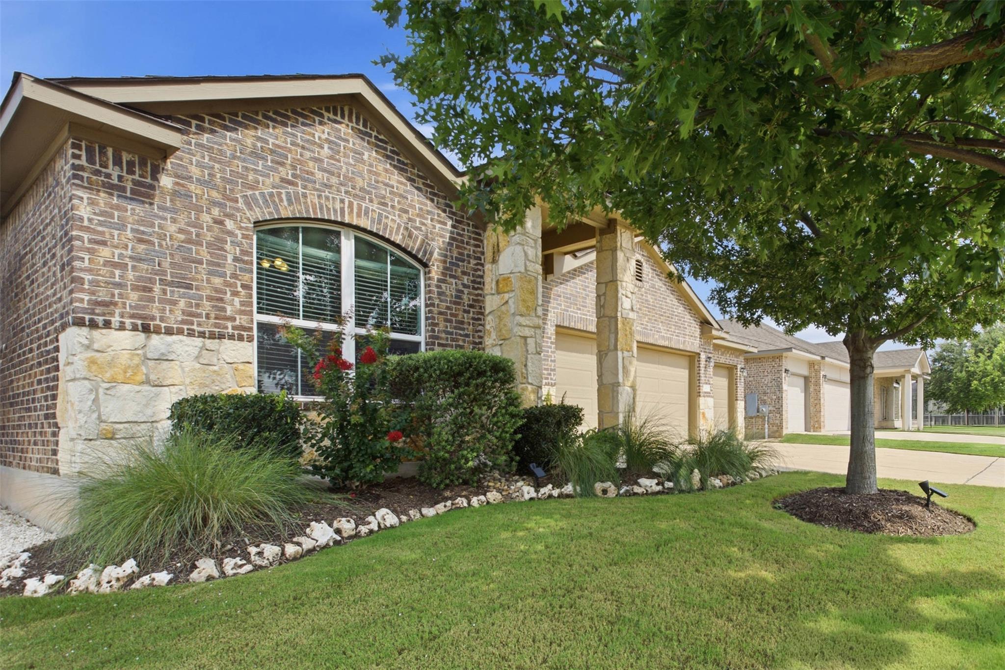 2413 Bridges Ranch RD — photo 3