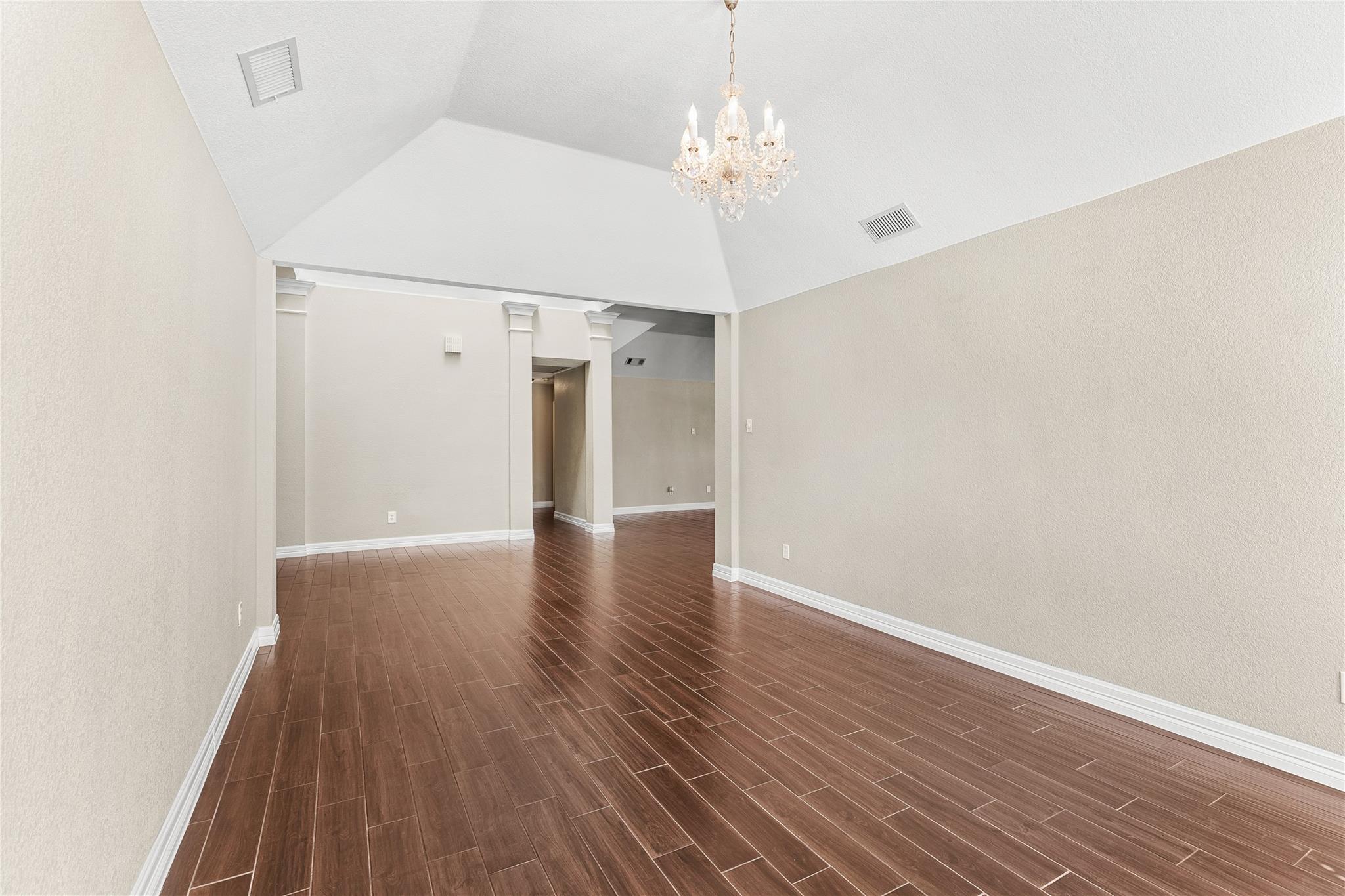 408 Briarcroft LN — photo 5