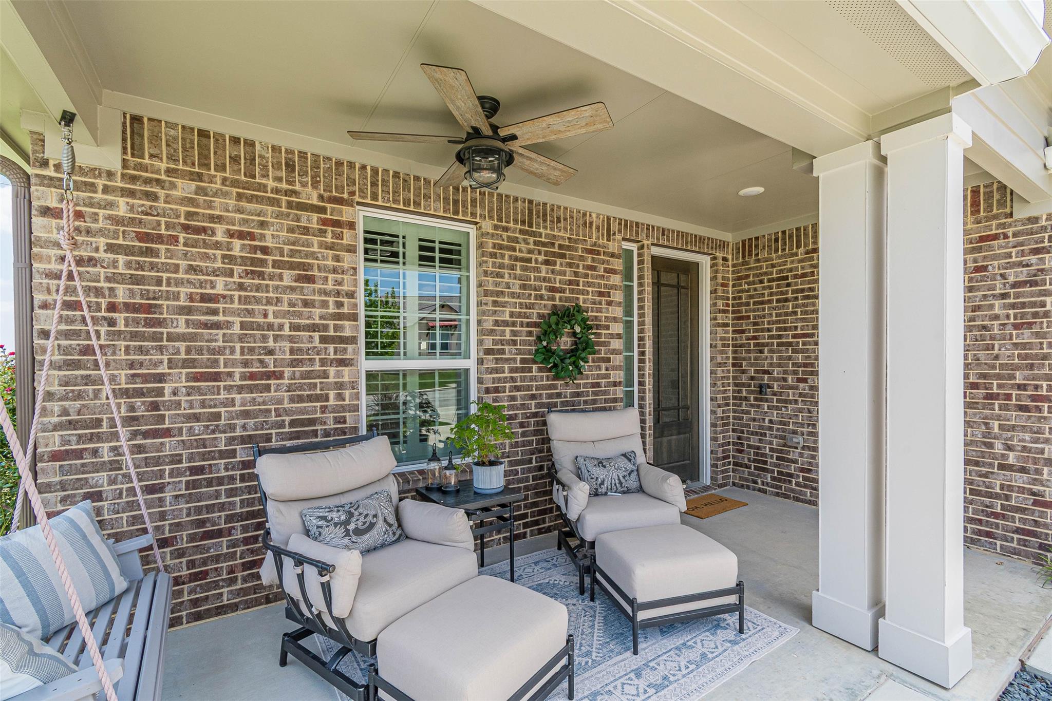 220 Cruising Oak ST — photo 4