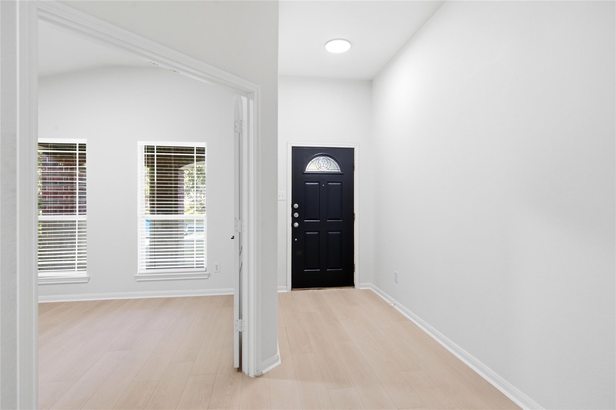 744 Bent Wood PL — photo 3