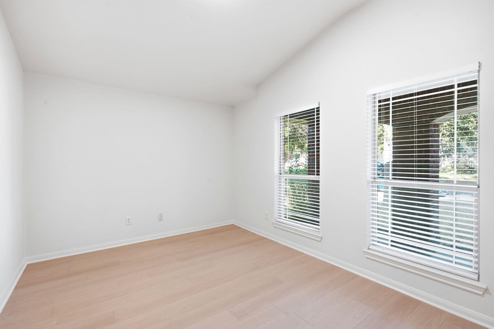 744 Bent Wood PL — photo 4