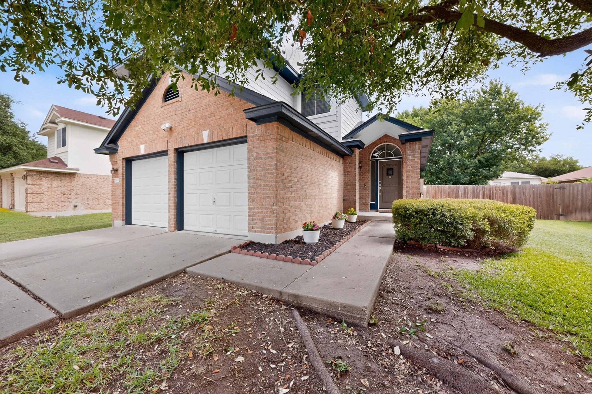 1618 Mentone DR — photo 5