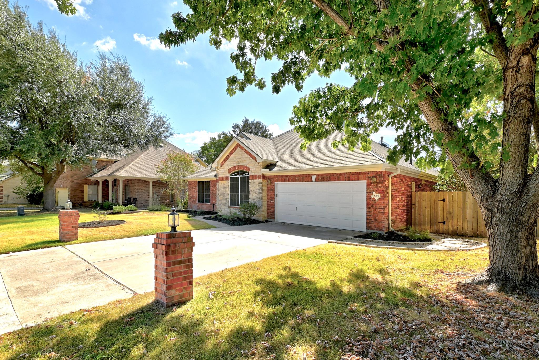 124 Stonehedge BLVD — photo 3