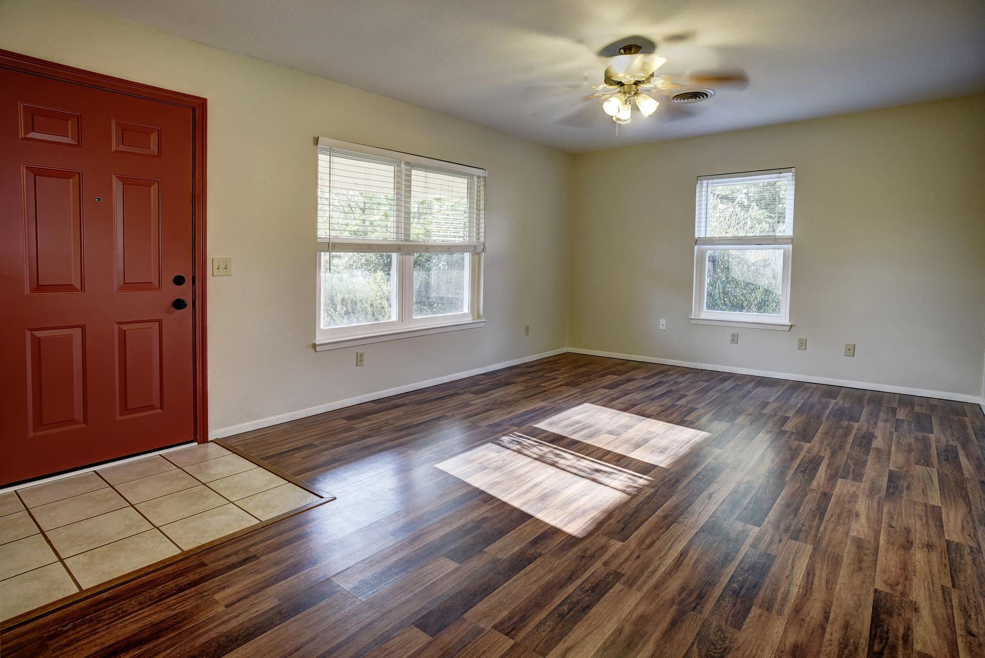 1108 Haysel ST — photo 4