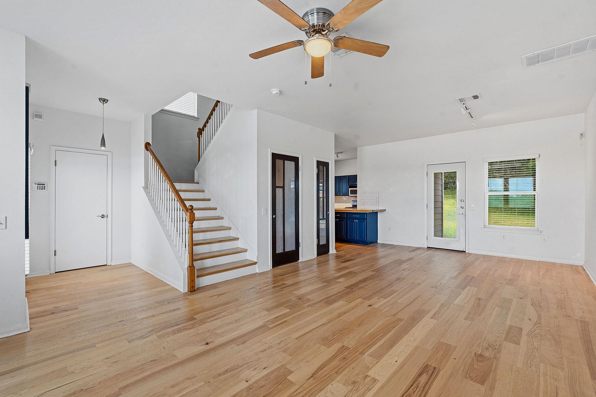 2720 Oak Springs DR — photo 3