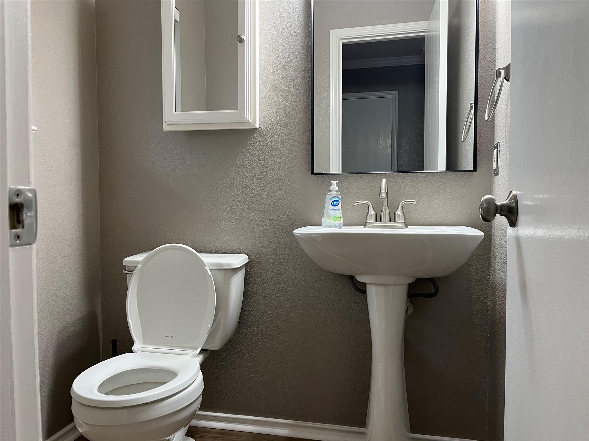 15106 Chamberlain CT — photo 3