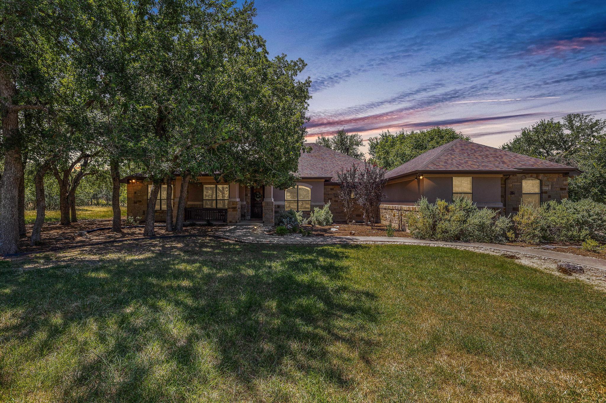 165 Silverado DR — photo 4
