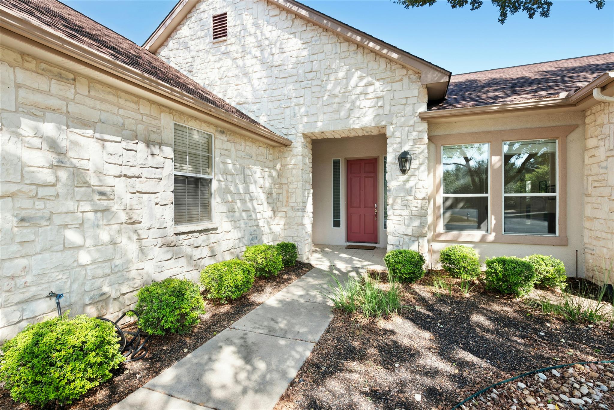 106 Waterlily LN — photo 3